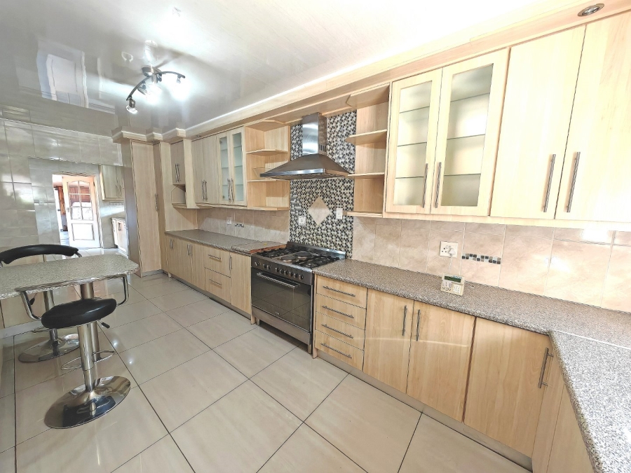 4 Bedroom Property for Sale in Universitas Ridge Free State